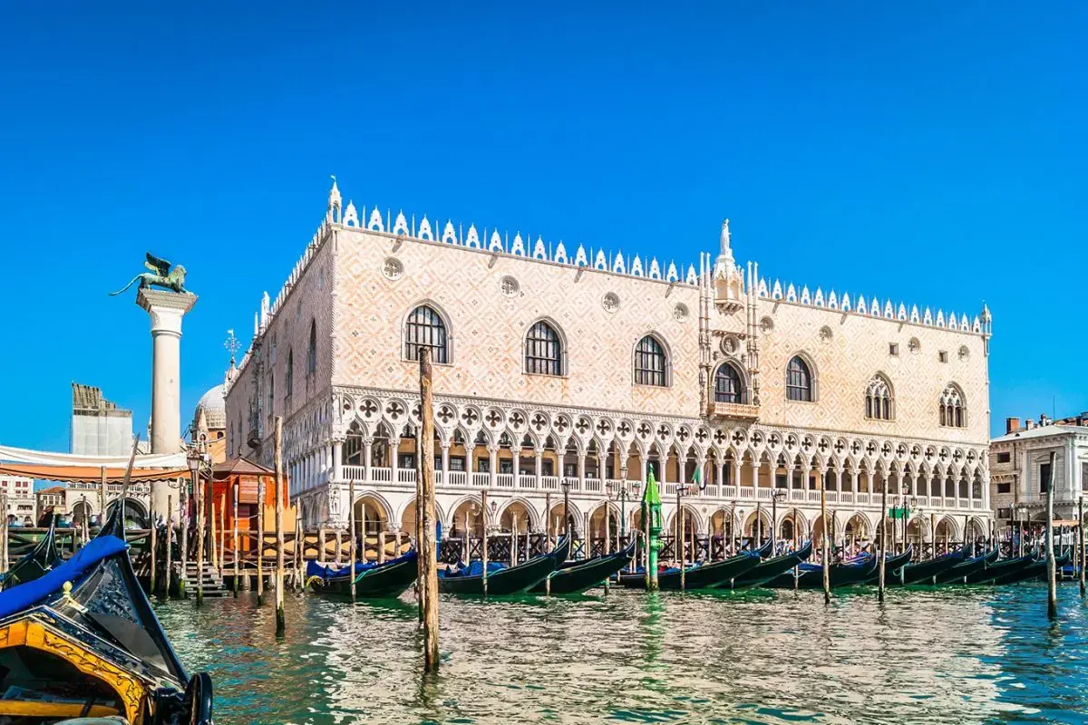 Canais de Veneza