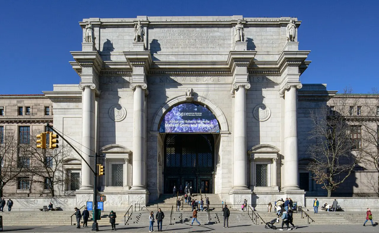 Fachada do Museu Americano de História Natural