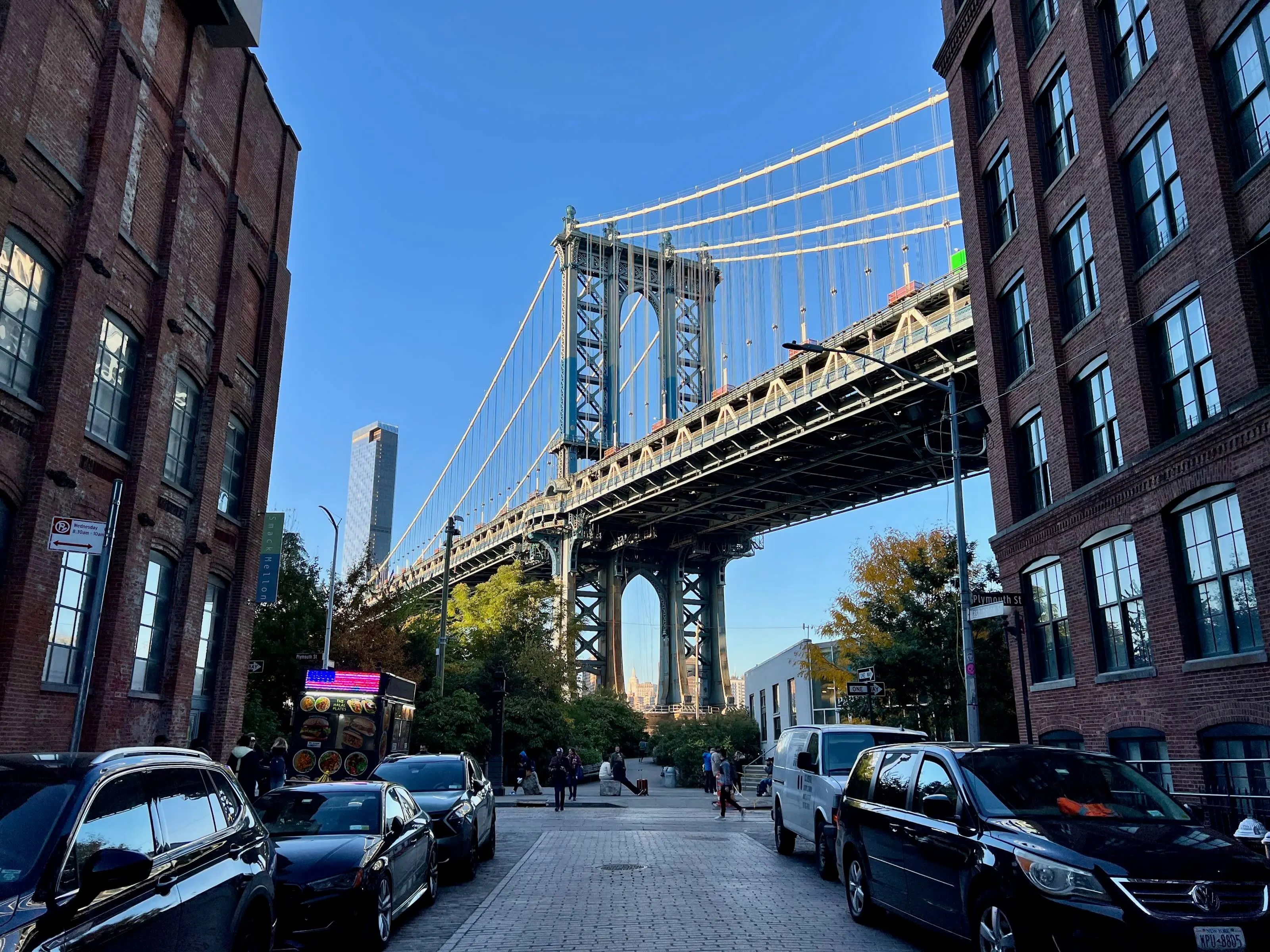 Vista clássica da Ponte de Manhattan a partir de DUMBO no Brooklyn